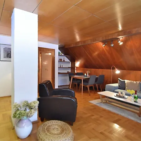 Spacious Apartment In Struth Helmershof With Terrace
