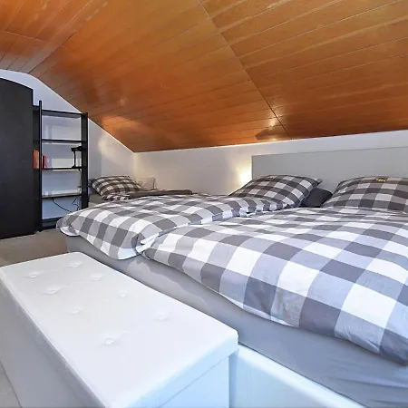Spacious Apartment In Struth Helmershof With Terrace