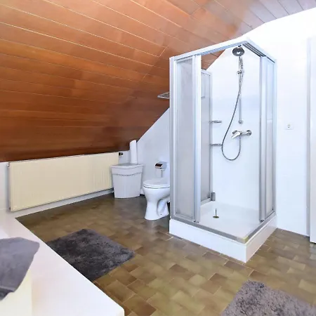 Spacious Apartment In Struth Helmershof With Terrace