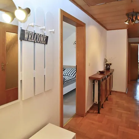 Spacious Apartment In Struth Helmershof With Terrace Apartman *