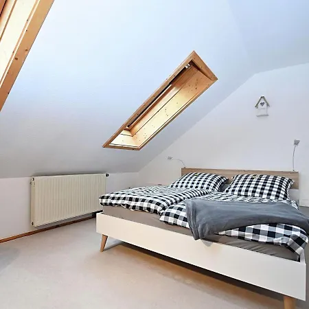 Spacious Apartment In Struth Helmershof With Terrace Struth-Helmershof